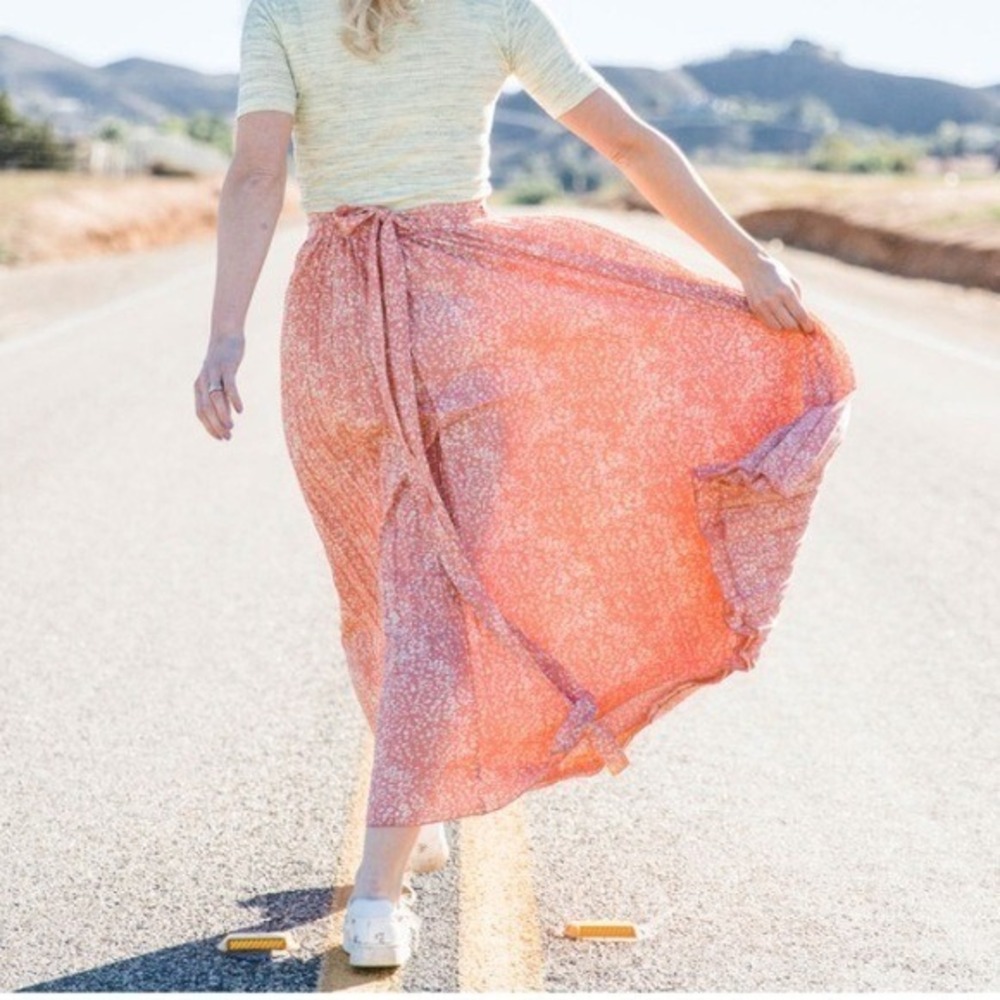 Cottagecore Wrap Maxi Skirt Womens Medium Pink White Feminine Coastal Beach